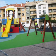 parque-infantil de mobiliario urbano tipo 4